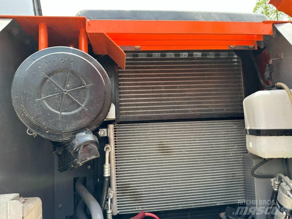 Hitachi ZX 130 K Pelle sur chenilles