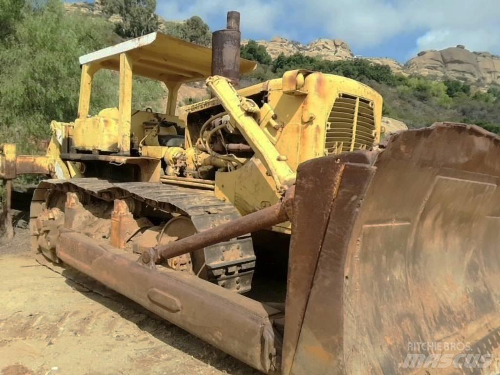 CAT D 9 G Bouteurs sur chenilles