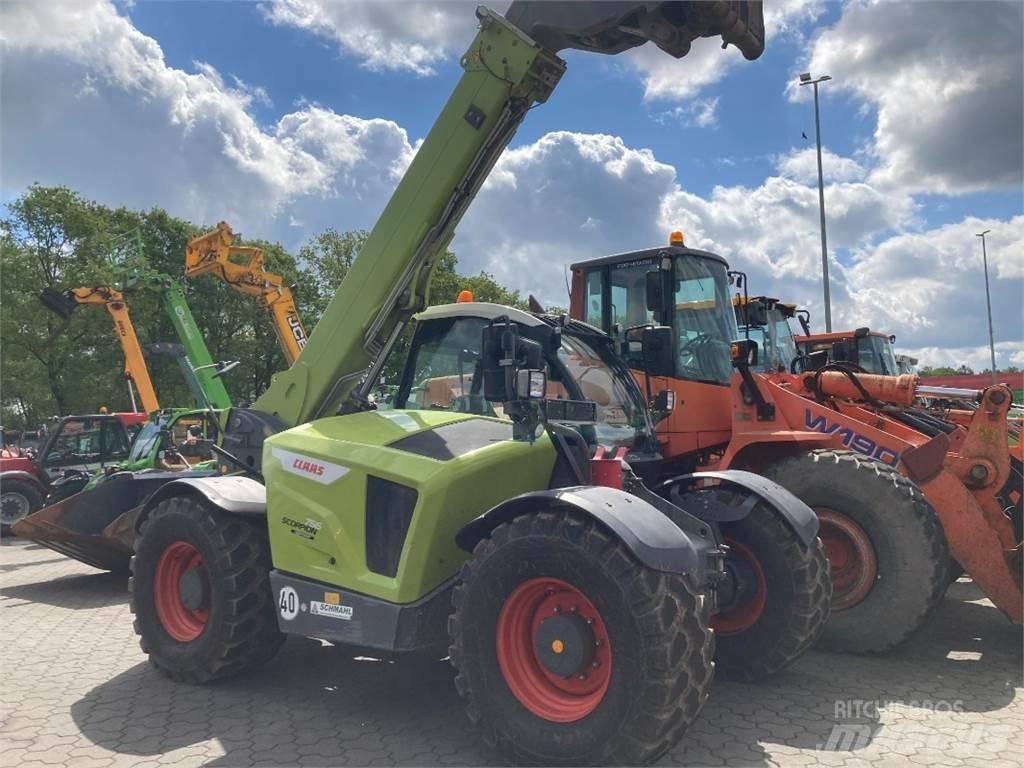 CLAAS Scorpion 756 Tracteur
