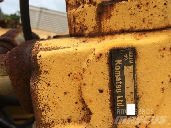 Komatsu PC200-8-AC Pelle sur chenilles