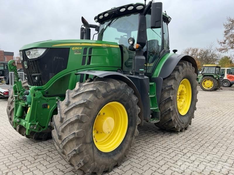 John Deere 6250R Tracteur