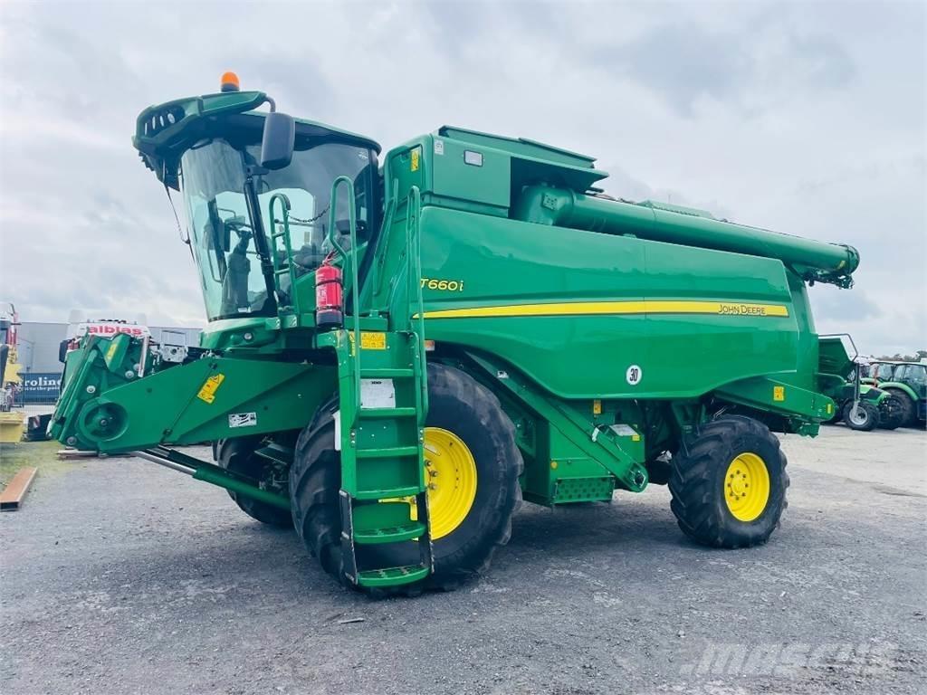 John Deere T660 i Moissonneuse batteuse