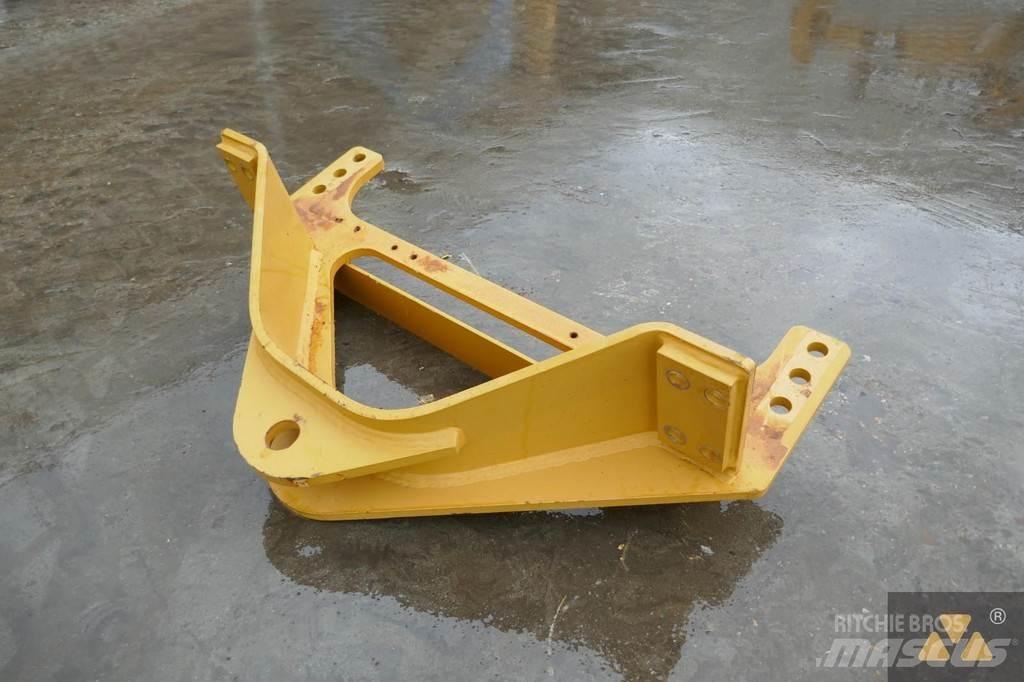 CAT 140M3 Drawbar Transport - Autres