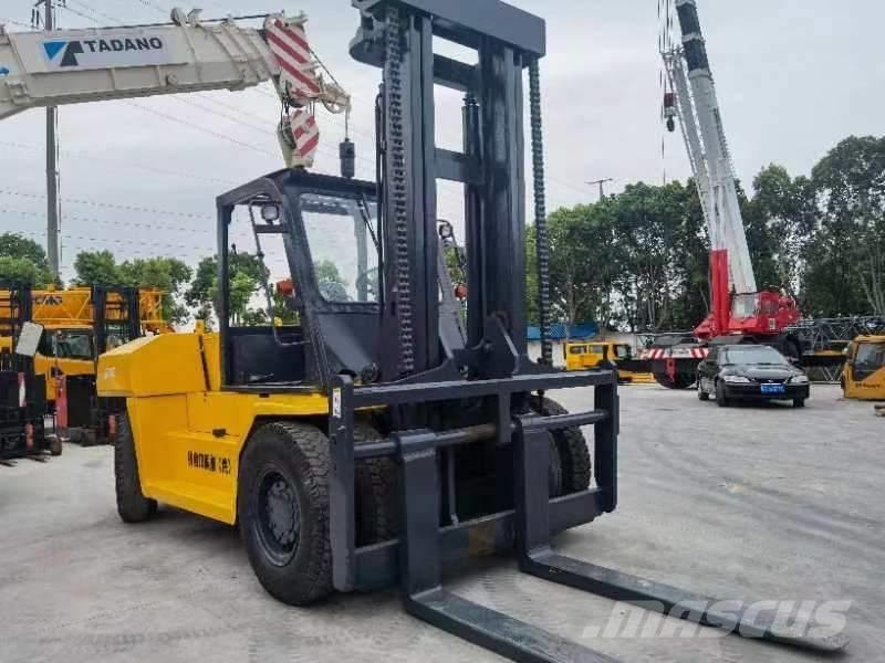 Komatsu FD 160 Chariots diesel