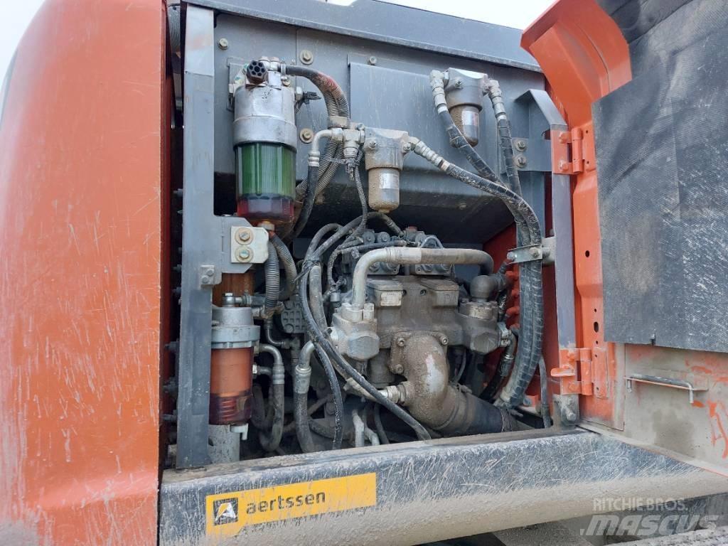 Hitachi ZX170W-5B Pelle sur pneus