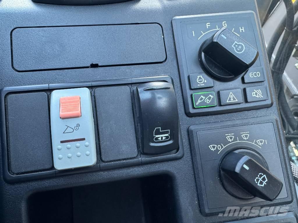 Volvo ECR 235 E Pelle sur chenilles