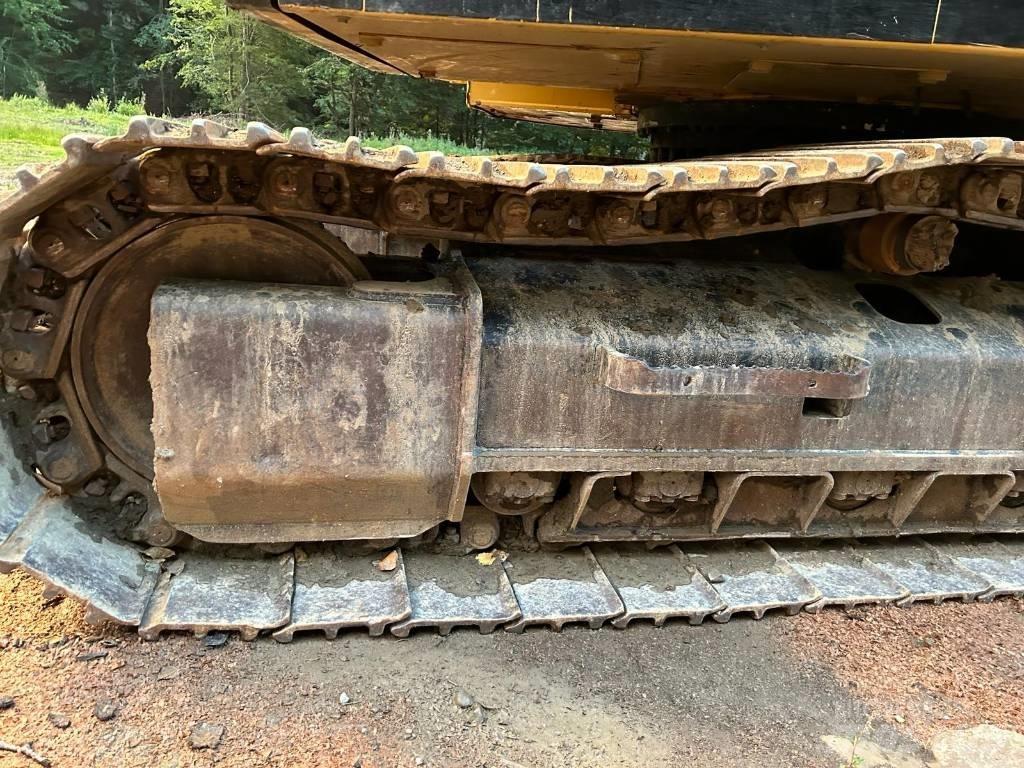 CAT 325 F LCR Pelle sur chenilles
