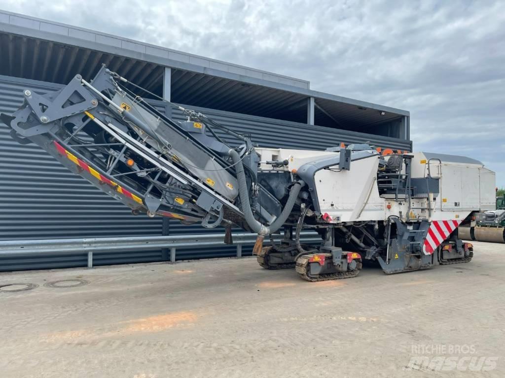 Wirtgen W 210 Fraiseuse à froid