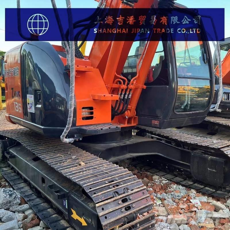 Hitachi ZX 135 Mini pelle 7t-12t