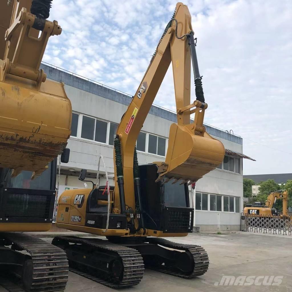 CAT 312 D Pelle sur chenilles