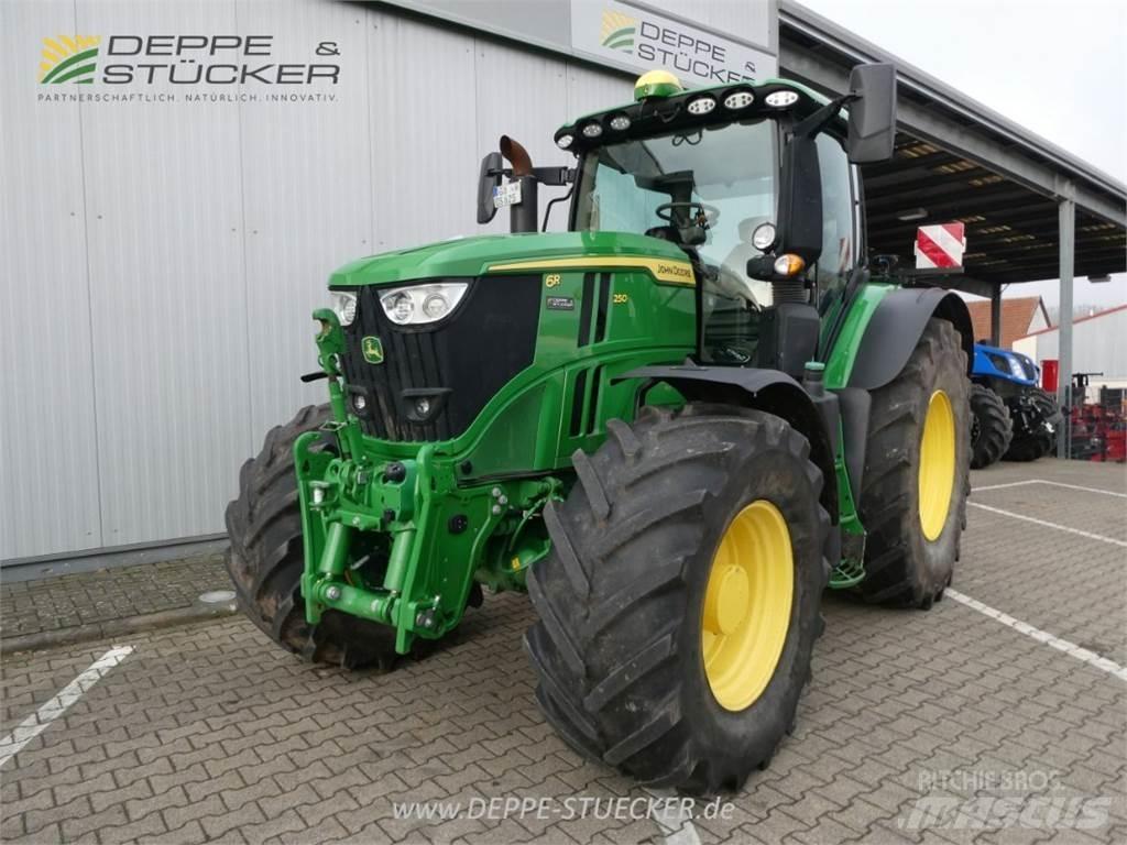 John Deere 6R 250 Tracteur
