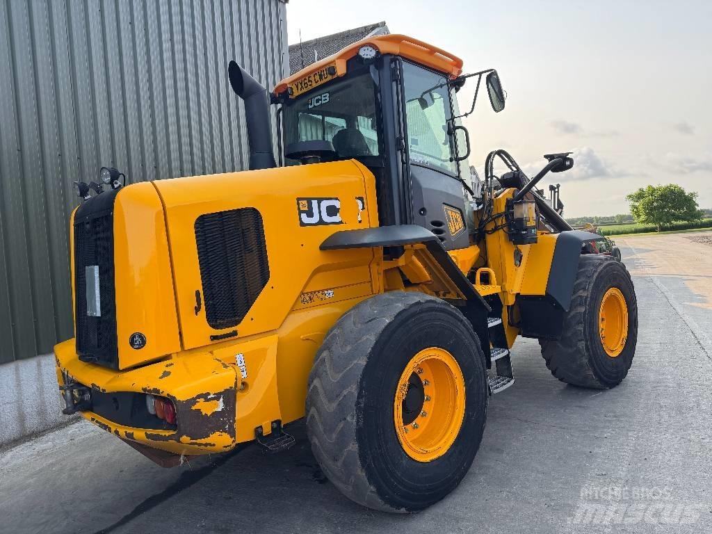 JCB 437 HT Agri Chargeuse multifonction