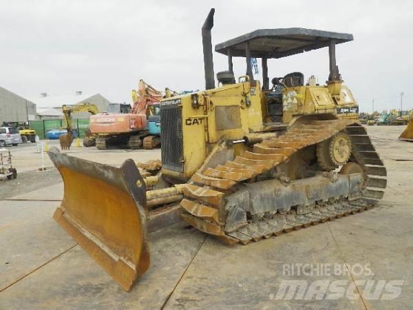 CAT DH4 Bouteurs sur chenilles