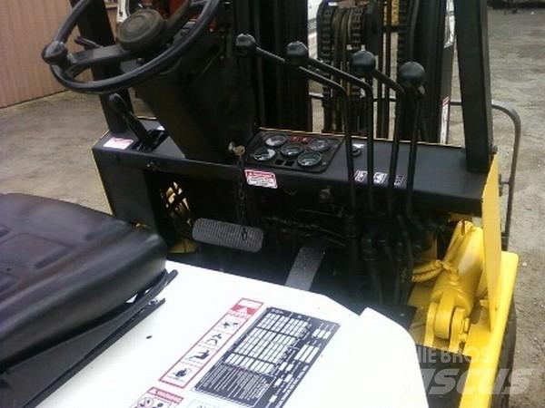 Yale 2.5 Tonne Chariots GPL