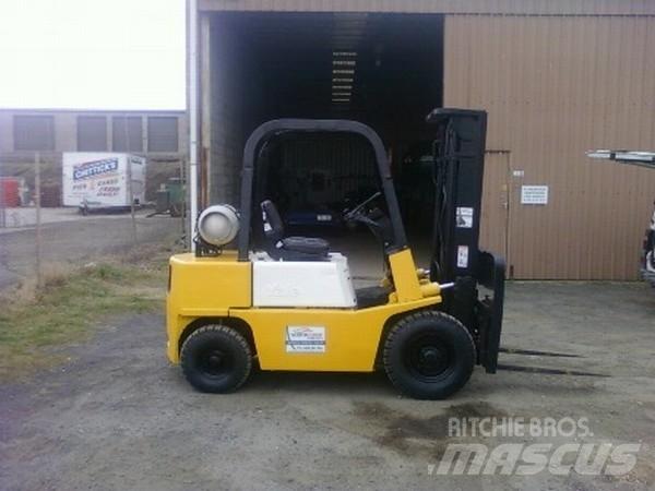Yale 2.5 Tonne Chariots GPL