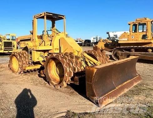 CAT 816 Compacteur de sol