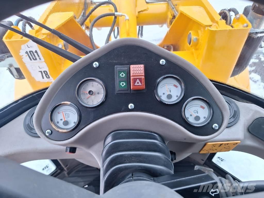 JCB 407B  MARG.VERO Chargeuse sur pneus