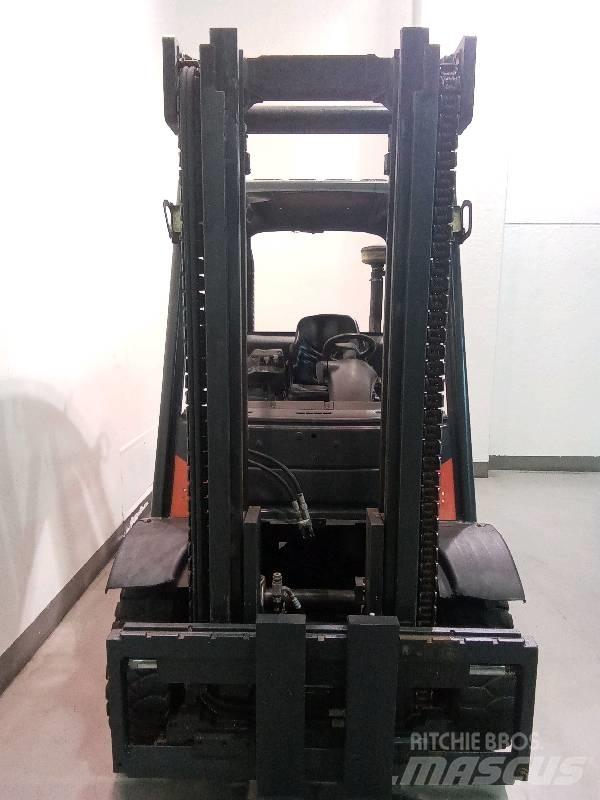 Linde H 40 D-02 Chariots diesel