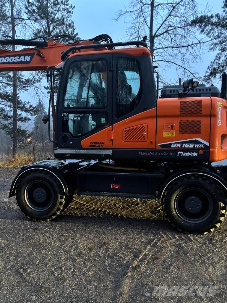 Doosan DX 165 W-7 Pelle sur pneus