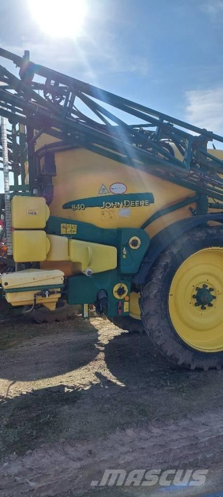 John Deere 840 i Pulvérisateurs traînés