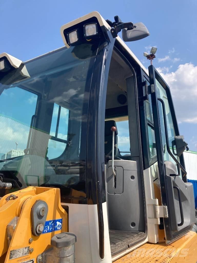 Liebherr LR 624 Chargeuse sur chenilles