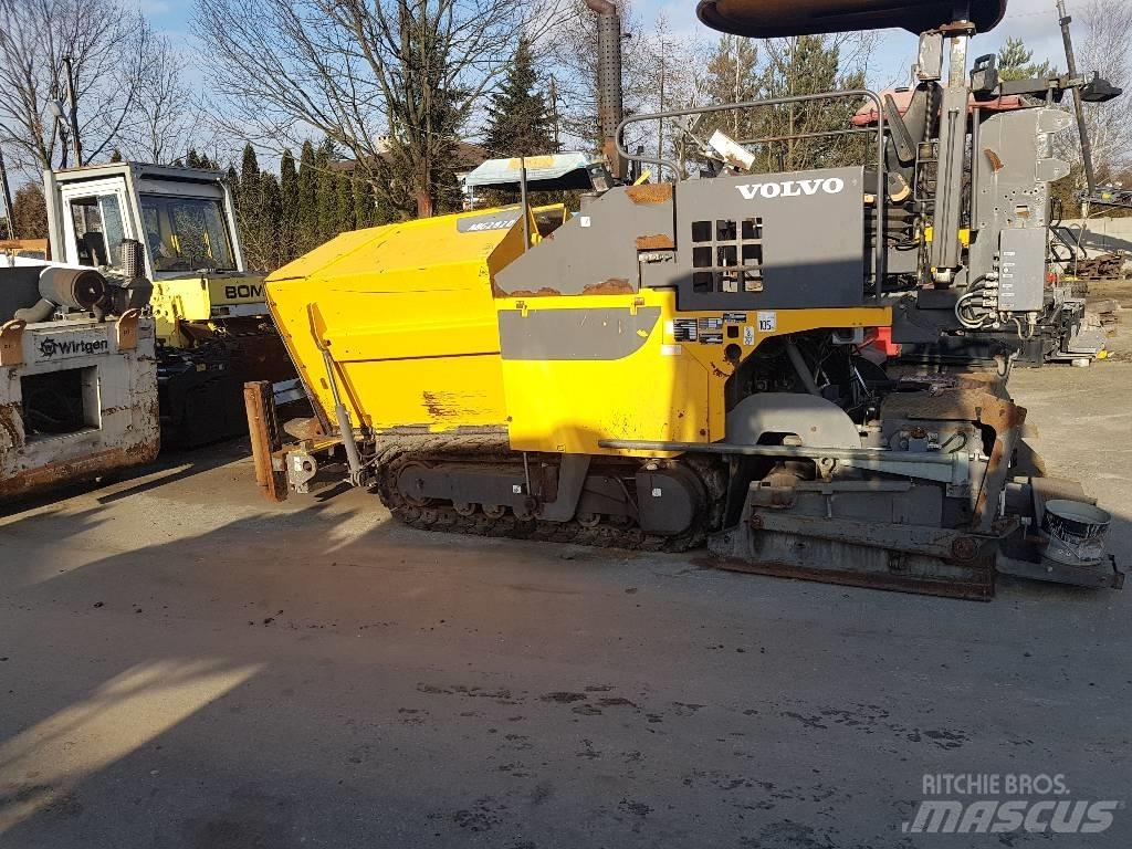 Volvo TITAN 2820 Finisseur