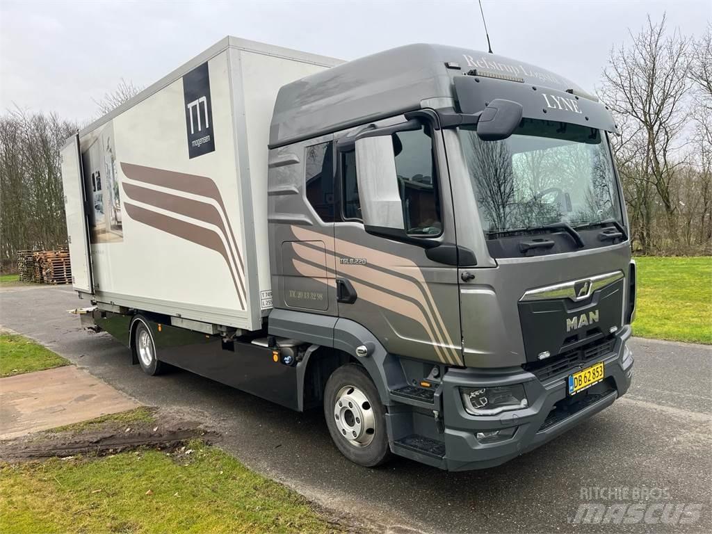 MAN TGL 8.220 Camion Fourgon