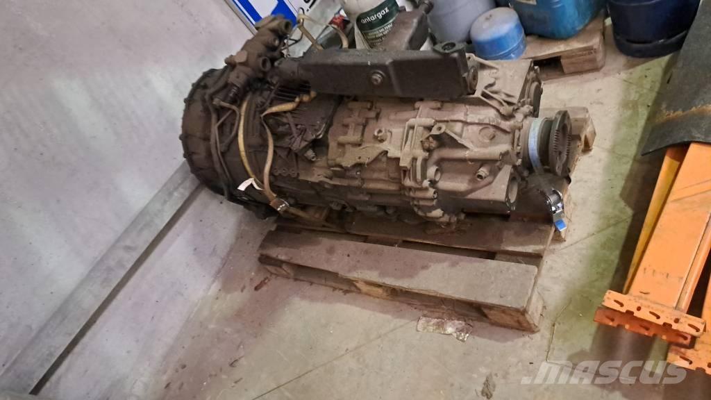 MAN F 2000 Tracteur routier