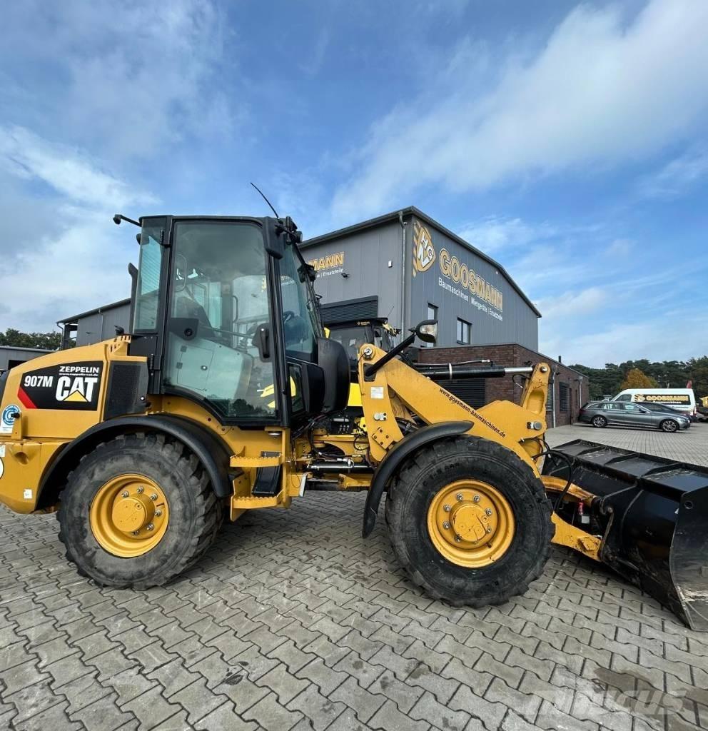 CAT 907 M Chargeuse sur pneus