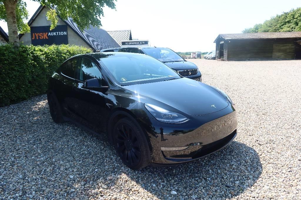 Tesla Model Y Voiture