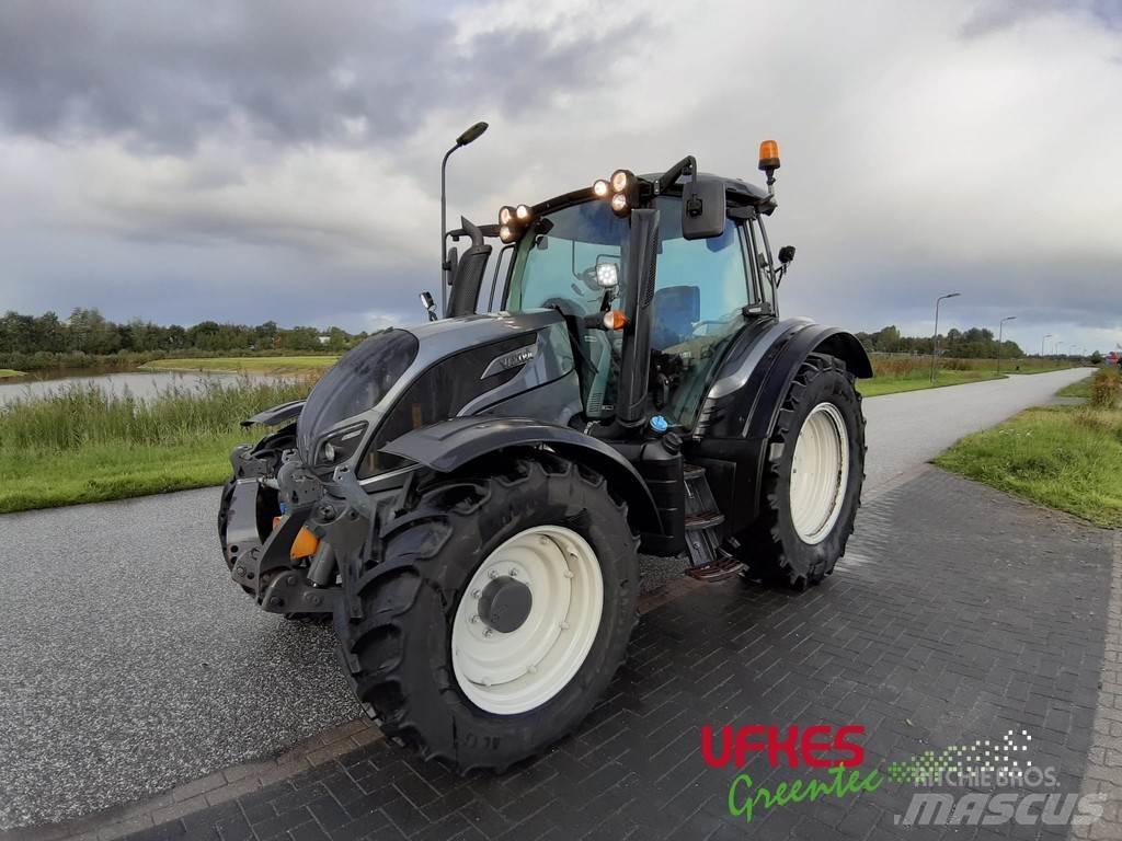 Valtra N134 Tracteur