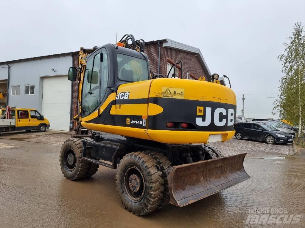 JCB JS 145 W Pelle sur pneus