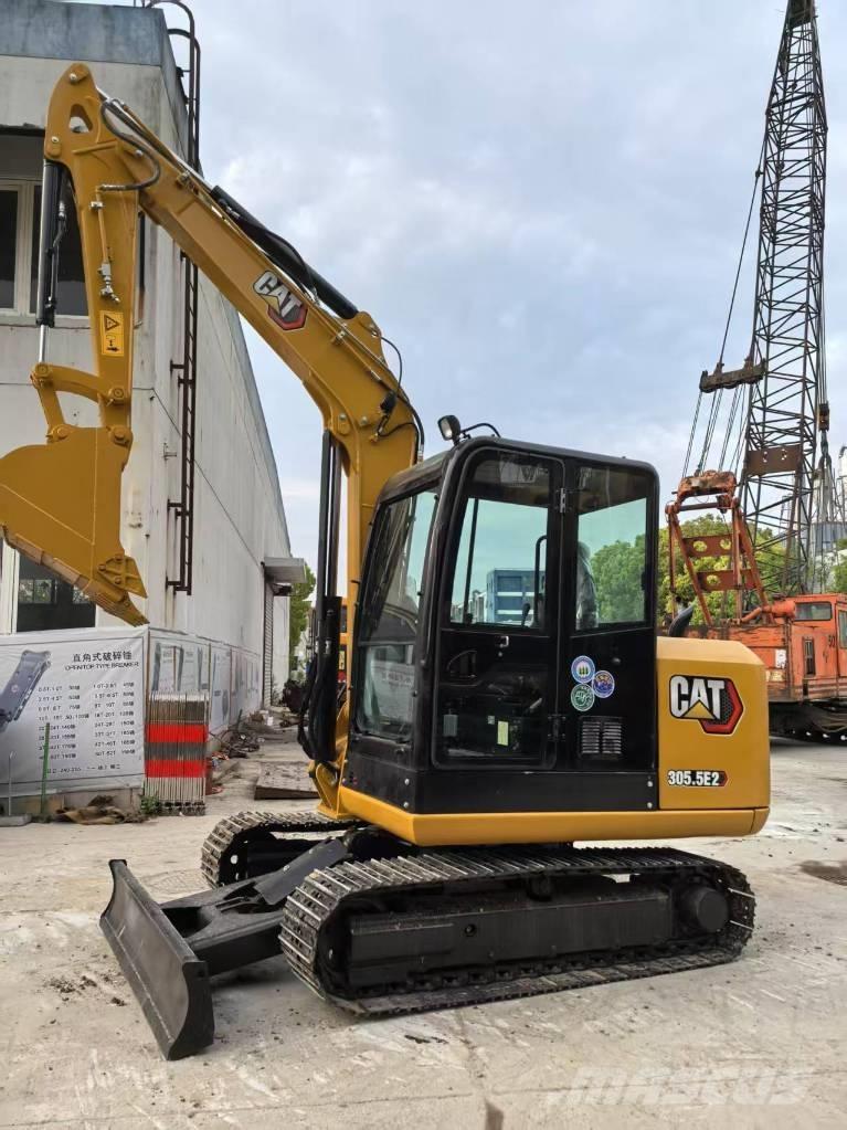 CAT 305.5E2 Pelle sur chenilles