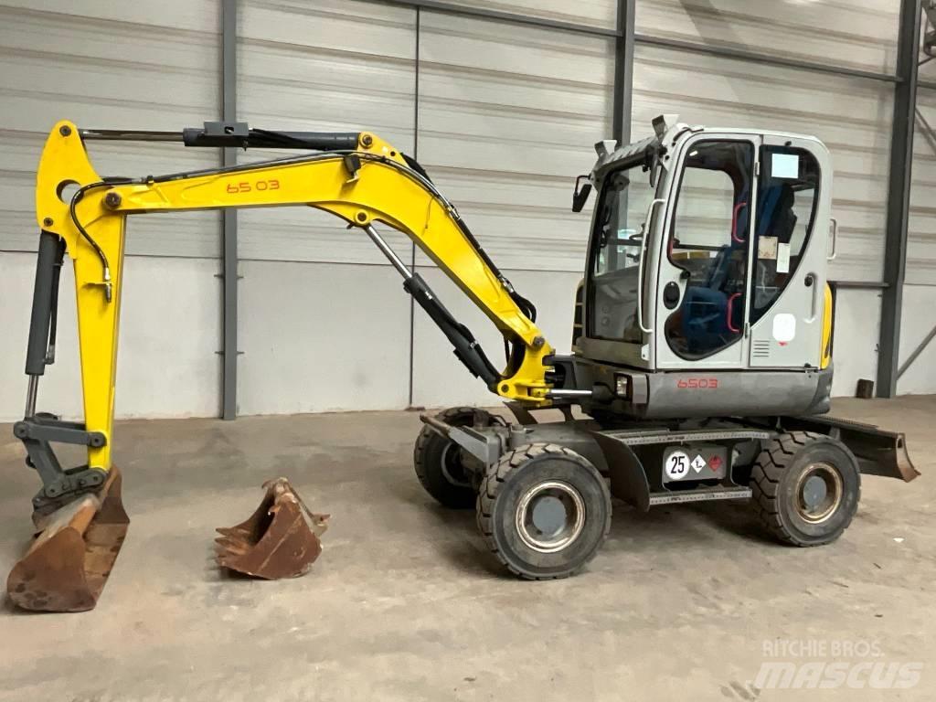 Neuson 6503 WD Pelle sur pneus