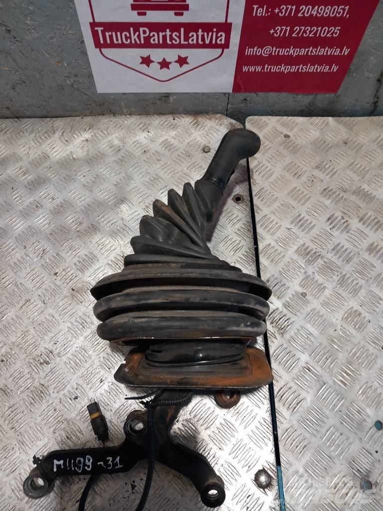 MAN TGM  81326056126 Cabines
