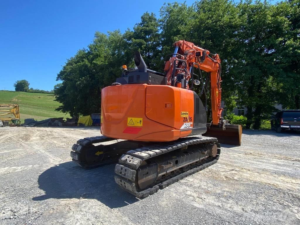 Hitachi ZX 135 US-6 Pelle sur chenilles