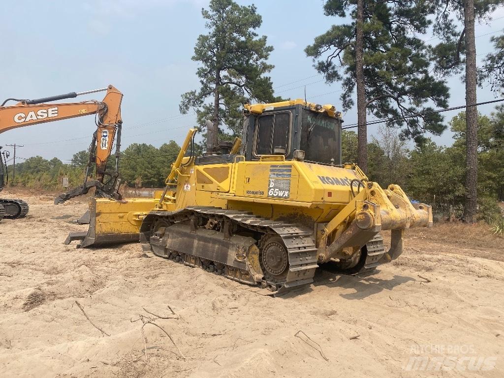 Komatsu D 65 WX-17 Bouteurs sur chenilles