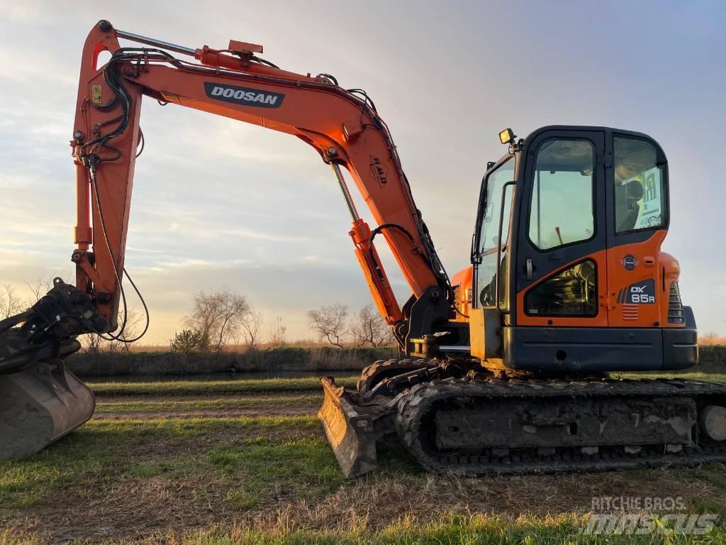 Doosan DX 85 R-3 Mini pelle 7t-12t