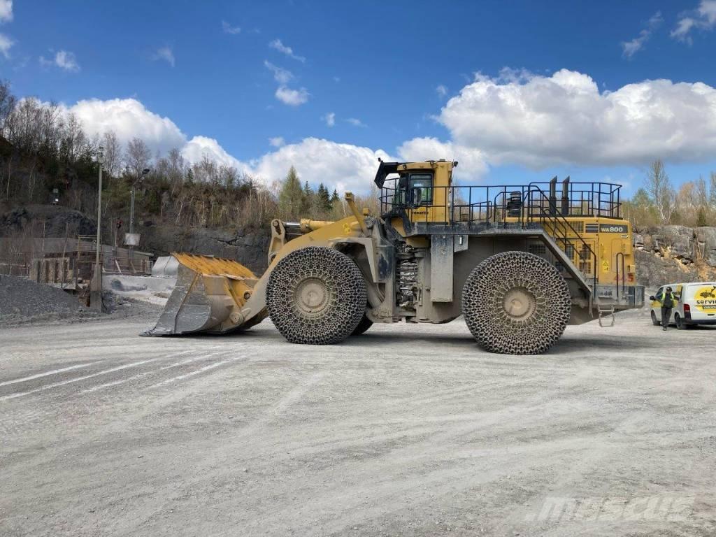 Komatsu WA 800-3 Chargeuse sur pneus