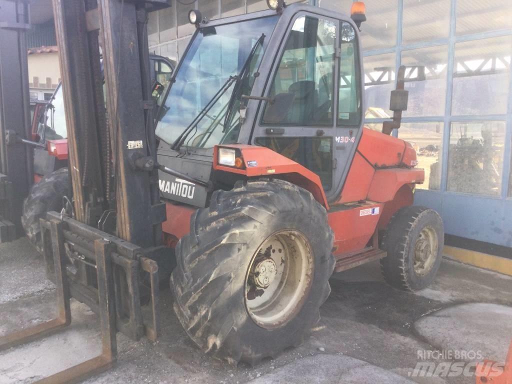 Manitou MC 30-4 Chariots diesel