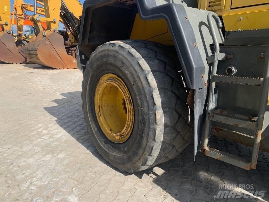 Komatsu WA 320-5H Chargeuse sur pneus