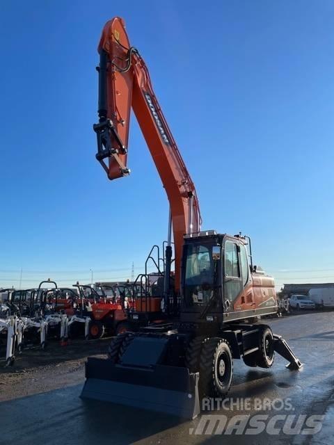 Doosan DX210W-7 Pelle sur pneus
