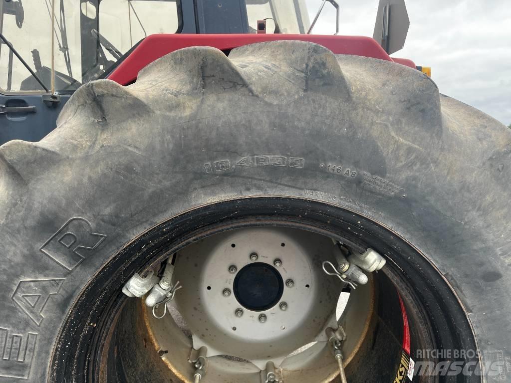 CASE 1056XL Tracteur