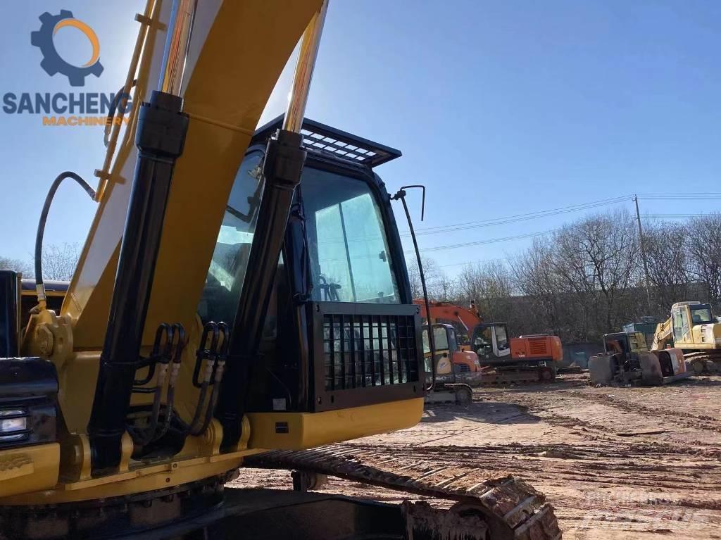 CAT 325 D Pelle sur chenilles