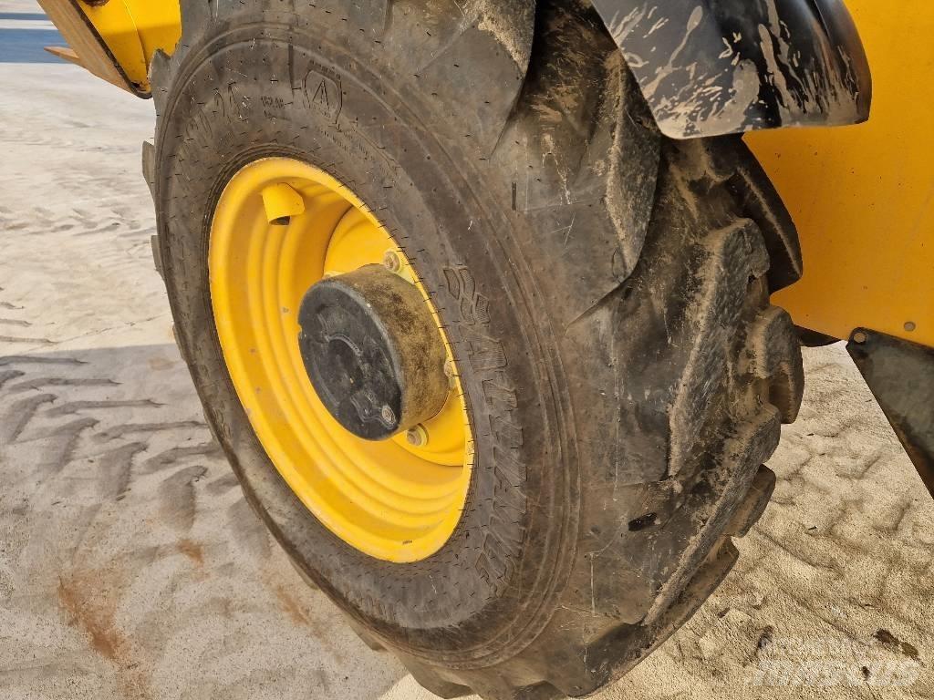 JCB 540-140  BC40 Chariot télescopique