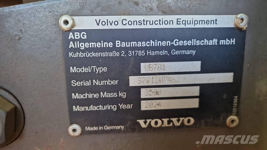 Volvo P 8820 D Autres