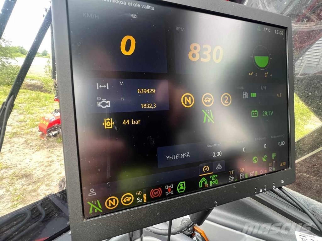 Komatsu 951 XC Abatteuse