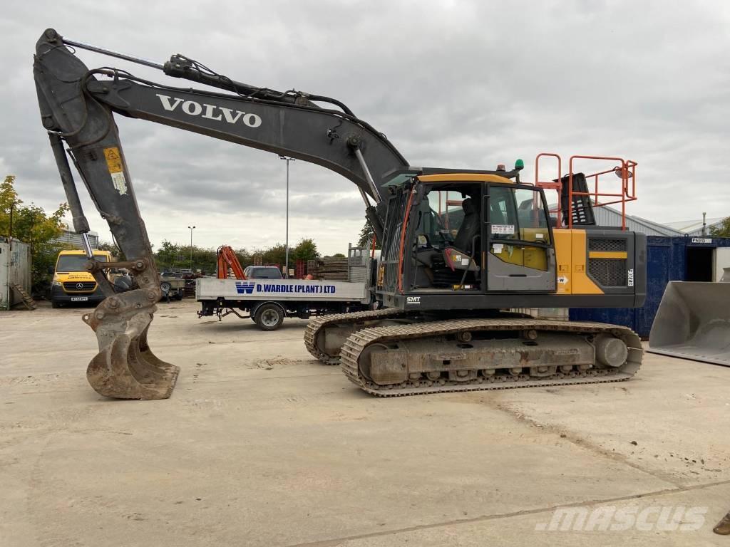 Volvo EC220El Pelle sur chenilles