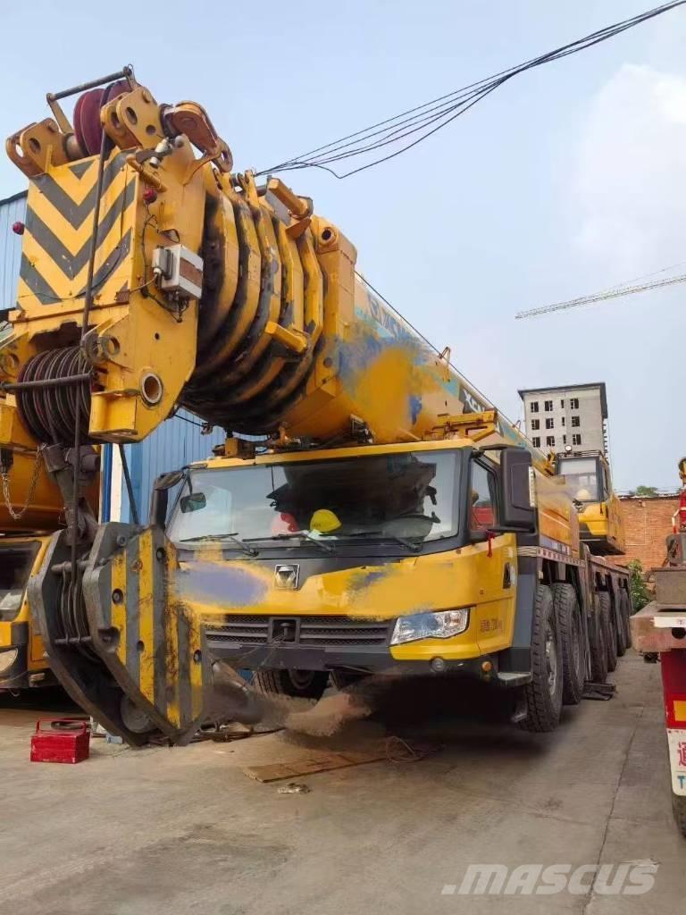 XCMG XCA300 Grues tout terrain