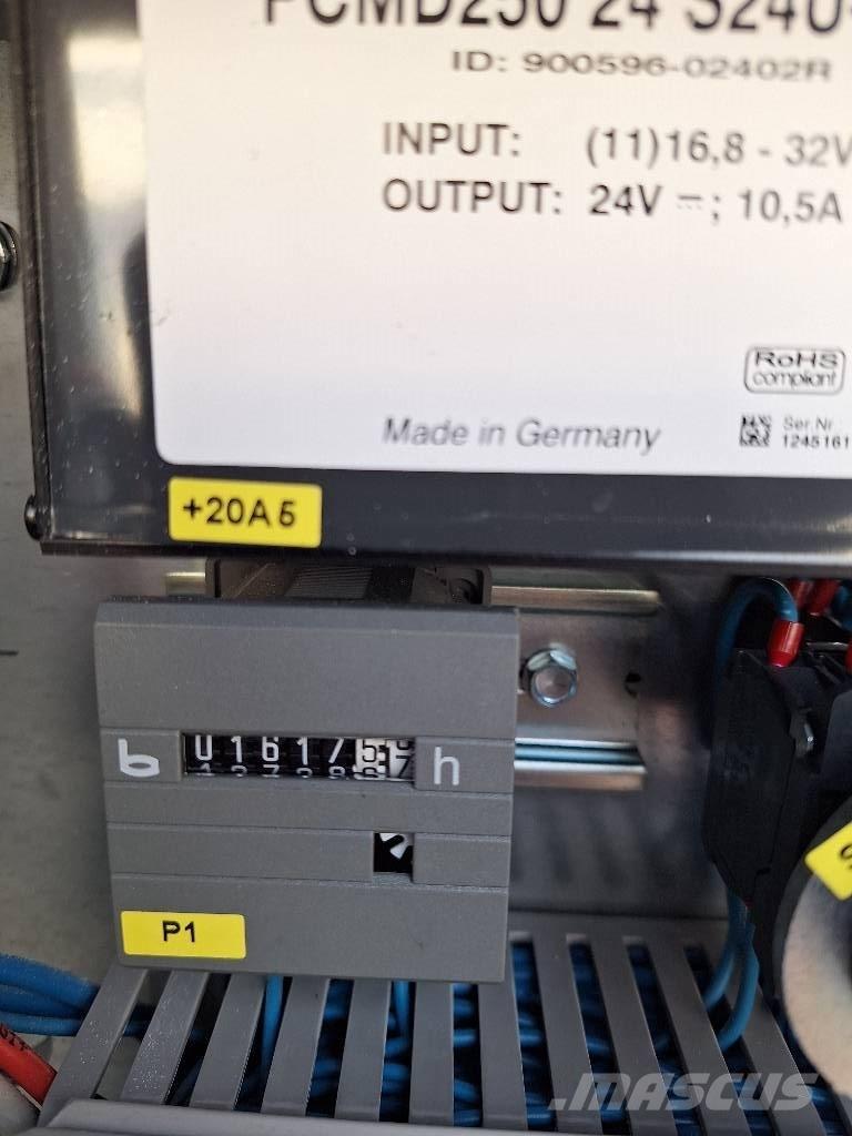 Böcker AHK 34/1800 Autre grue